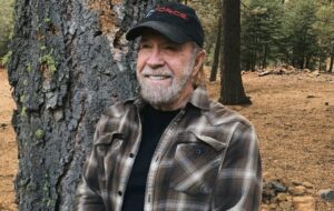 Помер легендарний актор Чак Норріс