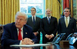 США почали обговорювати зняття санкцій з російської нафти – ЗМІ