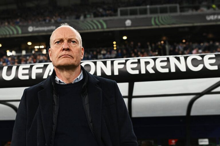 Тренер Леха збирається грати проти Шахтаря координовано на м’ячі