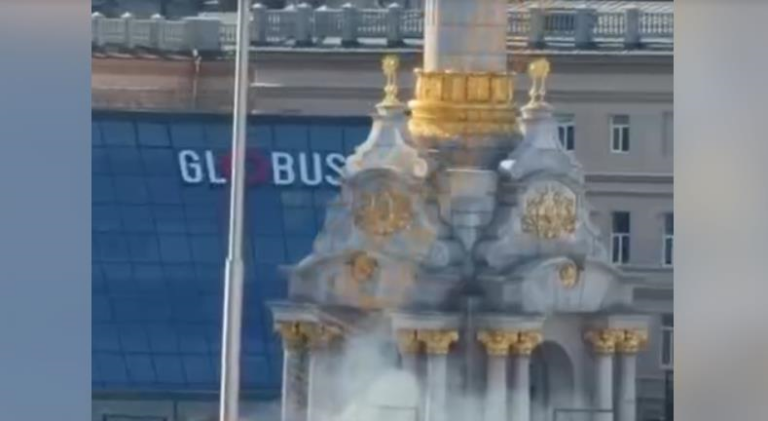 У трьох районах Києва впали впали уламки дронів