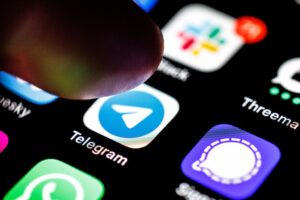 Українці визначилися, чи слід блокувати Telegram