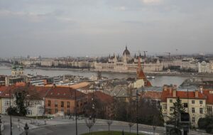 Українців закликали утриматися від поїздок до Угорщини