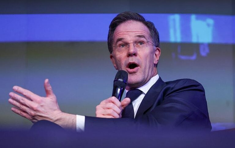 В НАТО заговорили про спільне розблокування Ормузької протоки