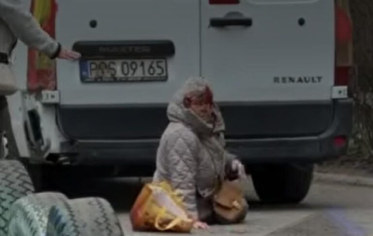 В Одесі мікроавтобус ТЦК під час мобілізації збив пенсіонерку