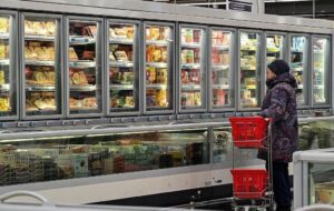 В Росії вперше за 25 років почали масово закриватися магазини – ЗМІ