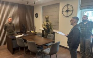 Затримано двох високопосадовців облуправлінь СБУ