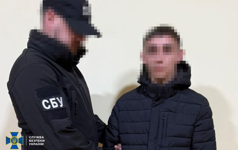 Житель Закарпаття намагався зареєструвати Starlink для росіян