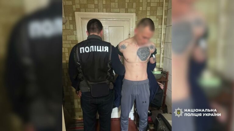 Нацполіція затримала учасників організованої групи, які вимагали «борги» та вчиняли підпали