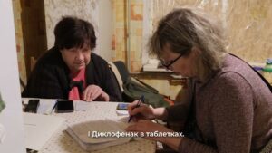 Догляд вдома – хто допомагає самотнім пенсіонерам у Краматорську