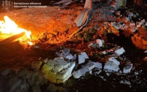 Атака на Запоріжжя: пошкоджені багатоповерхівка та підприємство