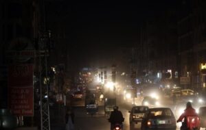 Блокада Ормуза: у Пакистані щодня відключатимуть світло