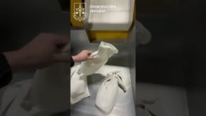 Підпільний цех фальсифікованих пральних засобів викрито на Тернопільщині