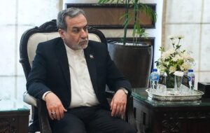 Глава МЗС Ірану приїде в Пакистан на переговори з американцями – ЗМІ