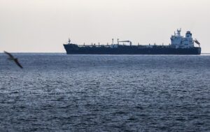 Іран заявив, що не відмовиться від контролю над Ормузькою протокою