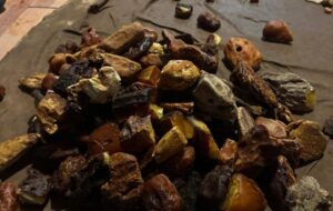 На Рівненщині ліквідували цех з обробки бурштину