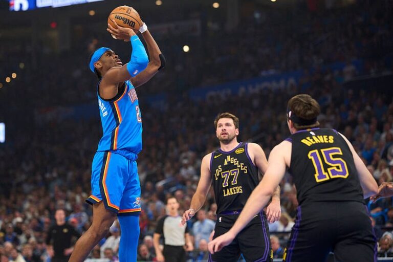 НБА: сенсація від Детройта і провал Лейкерс