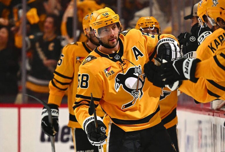 НХЛ: Вегас вирвав перемогу, Філадельфія не встояла