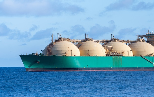 Ормузьку протоку намагаються залишити перші танкери з катарським ЗПГ