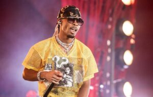 Популярного співака звинуватили у вбивстві 14-річної дівчинки