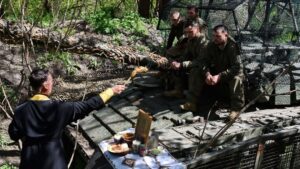 Режим тиші на Великдень: чи будуть на свято припинені бойові дії