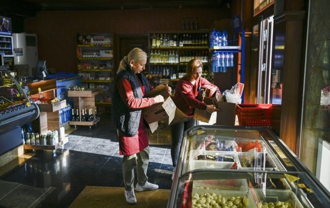 Робота з житлом: яких фахівців шукають роботодавці і які зарплати дають