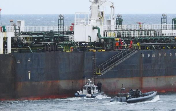 “Тіньовий флот” РФ змусили оминати шведські води