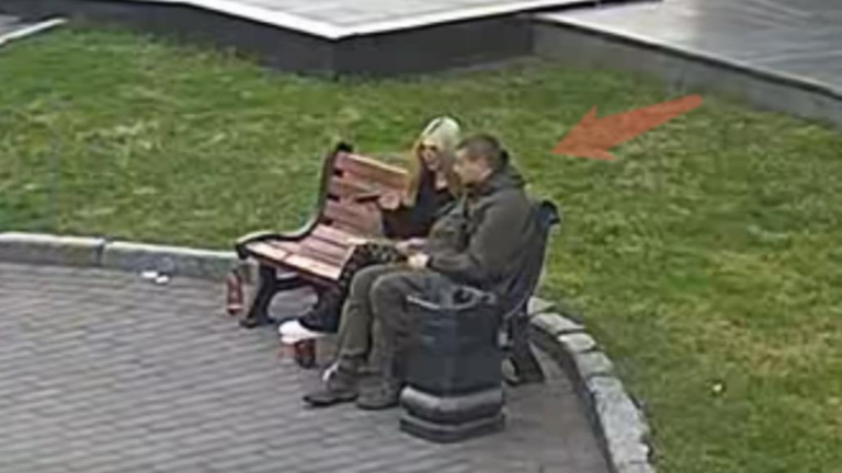 У Луцьку дівчина вчинила хаотичну стрілянину