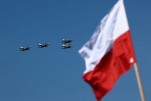 У Польщі активували авіацію через удари РФ по Україні