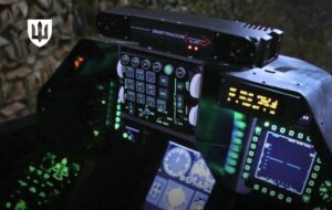 Україна отримала мобільні тренажери для підготовки пілотів F-16