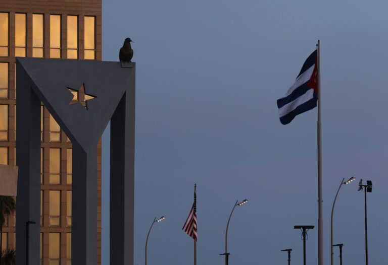 Вперше за 10 років: США та Куба провели переговори у Гавані