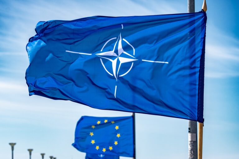 Іспанія закликала до створення армії ЄС