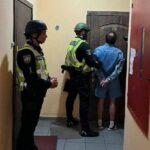 Киянин скоїв стрілянину і забарикадувався в оселі