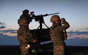 Київ атакували дрони, працювала ППО