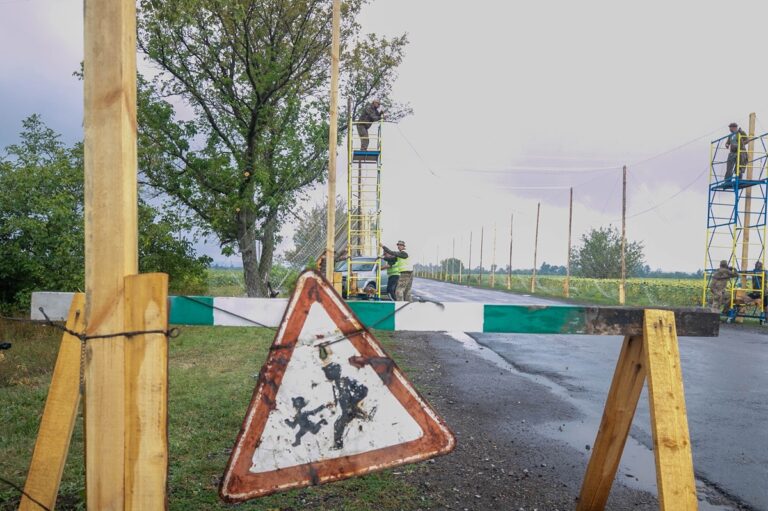 Кругова оборона і евакуація: до чого готують міста
