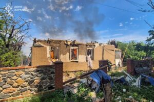 Росіяни вдарили по Харківщині, є жертва та поранені