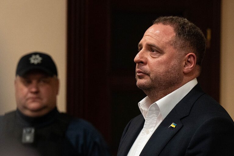 Суд над Єрмаком можуть використати в гібридній війні – посол ЄС