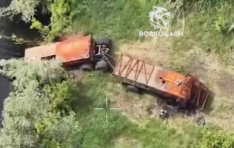 Трейлер як понтон: у ЗСУ показали, як зірвали креативну ідею окупантів