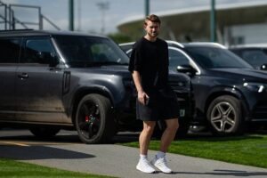 Центральний захисник Манчестер Юнайтед повідомив про операцію