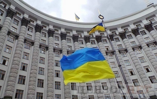 Уряд звільнив двох заступників міністра оборони