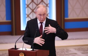 Вчені пообіцяли Путіну запасні органи з генномодифікованих свиней – ЗМІ
