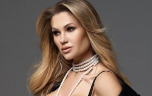 Відома блогерка розповіла про приліт у Дніпрі