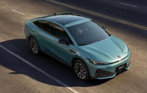 Volkswagen представив в Китаї електроседан ID. Unyx 07