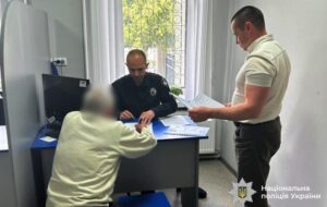 Зняла на відео: на Вінниччині 82-річний чоловік зґвалтував 10-річну дитину