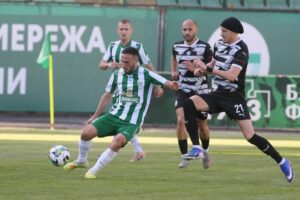 Зоря в гостях обіграла Карпати