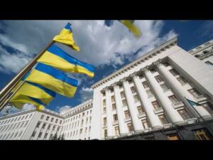 Спілкування Володимира Зеленського, Антоніу Кошти та Урсули фон дер Ляєн з медіа перед засіданням ЄР
