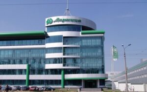 Атака РФ на Київ: постраждав фармзавод Дарниця
