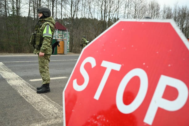 Через кордон по ягоди: у ДПСУ відреагували на &ldquo;запрошення&rdquo; Білорусі
