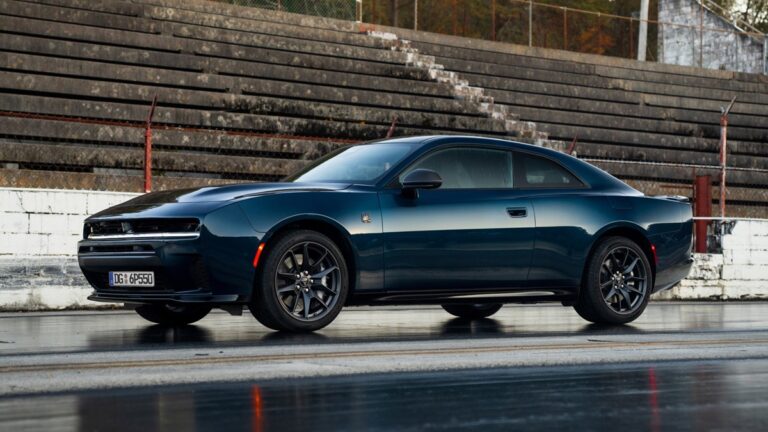 Dodge Charger вперше виходить на європейський ринок