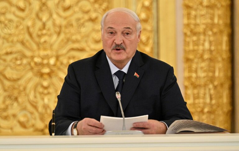 Лукашенко вибачився перед Зеленським за свої слова