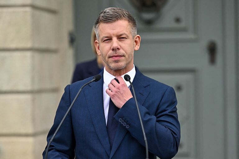 Мадяр назвав умову зустрічі з Зеленським